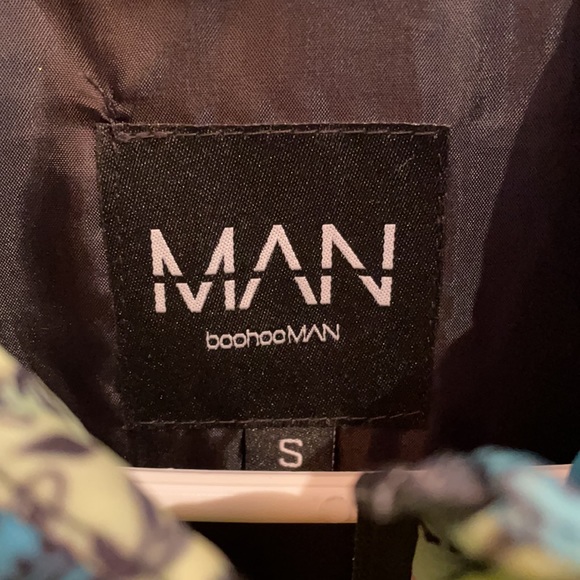 Bandana Puffer Jacket - Picture 4 of 5